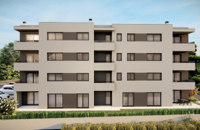 Wohnung in einem schönen Gebäude mit Aufzug, 1500 m vom Meer entfernt - in Gebäude