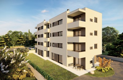 Wohnung in einem schönen Gebäude mit Aufzug, 1500 m vom Meer entfernt - in Gebäude