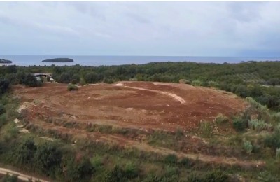 Poljoprivredno zemljište udaljeno 1000 m od mora i plaže