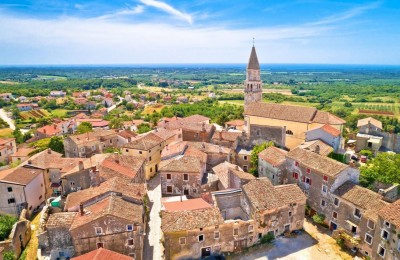 Bellissimo terreno edificabile immerso nella natura e ville urbane