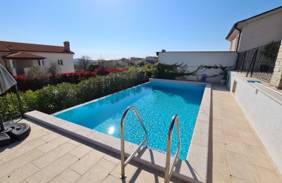 Beautiful villa with sea views and infinity pool