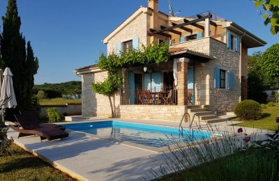 Beautiful stone house with pool and large garden